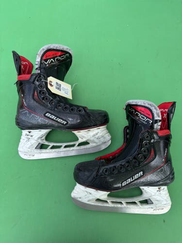 Junior Bauer Vapor 3X Pro Hockey Skates Extra Wide Width Size 2