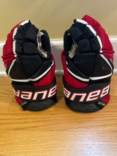 Bauer Vapor Hyperlite Gloves 12" (Used)