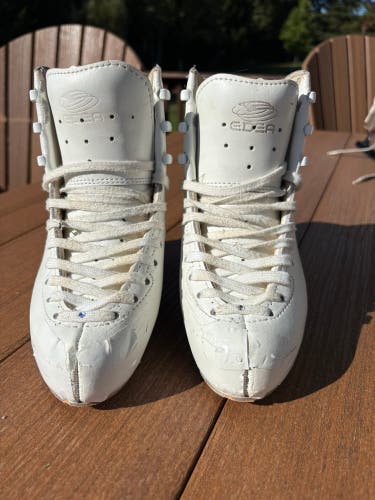 EDEA chorus Figure Skates (Used)