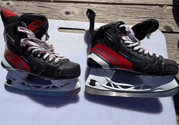 2023 CCM JetSpeed FT6 Hockey Skates Regular Width Size 6.5 (Used)