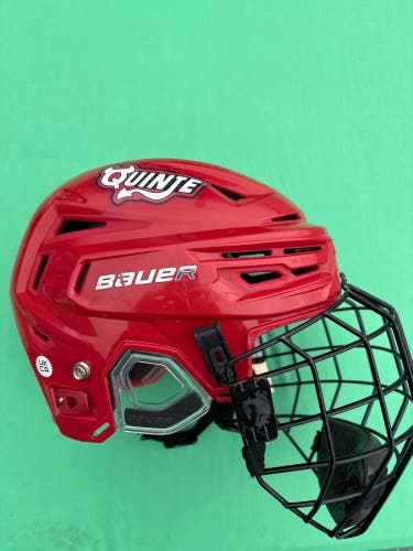 Medium Bauer Re-Akt 155 Helmet (Used)
