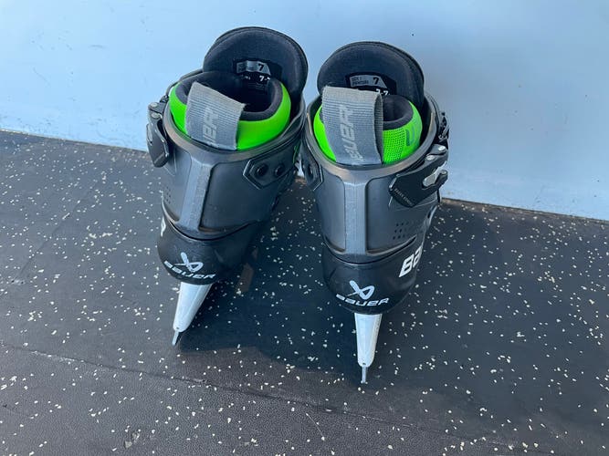 2022 Bauer Konekt Hockey Goalie Skates Regular Width 7 (Used)