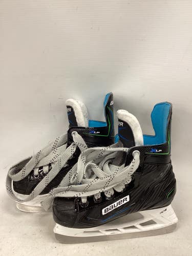 Used Bauer XLP SKATES Junior Hockey Skate Junior 01 11851-S000053688
