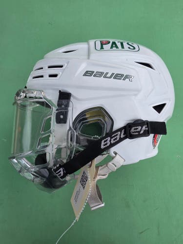 White Small Bauer Re-Akt 200 Helmet