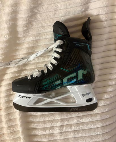 Black CCM JetSpeed Hockey Skates Regular Width Size 6.5 (New)