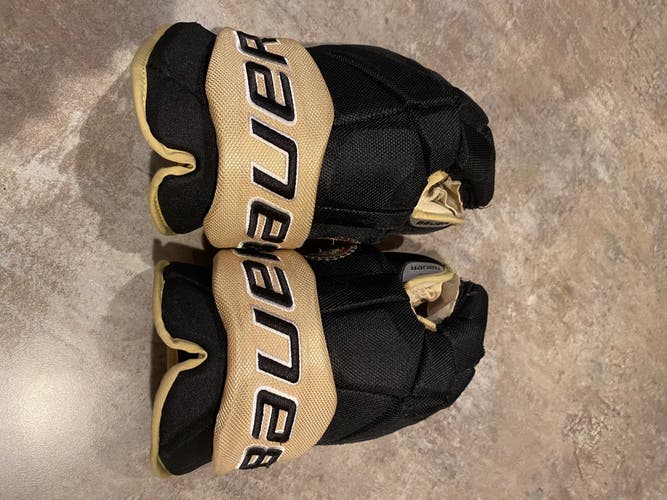 Bauer team pro Gloves 15" Pro Stock (Used)