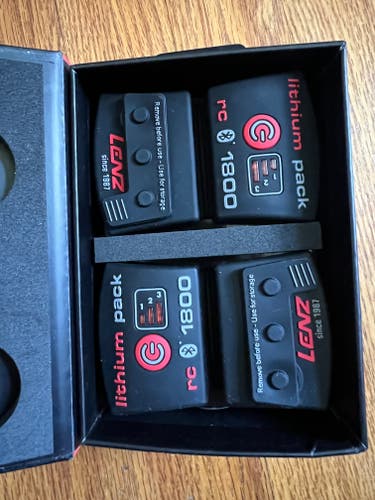 Lenz RCB 1800 Bluetooth Heated Sock Battery Pair + Charger - New