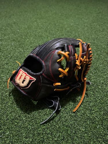 Wilson RH Infield Wilson Staff HTQD5H Trainer Baseball Glove 10" (Used)