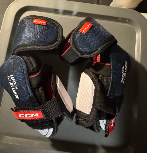 CCM JetSpeed Elbow Pads – Junior Large – Like New