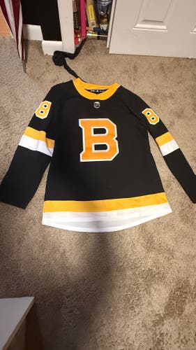 Boston Bruins David Pasternak Size 52 Adidas Jersey (Used)