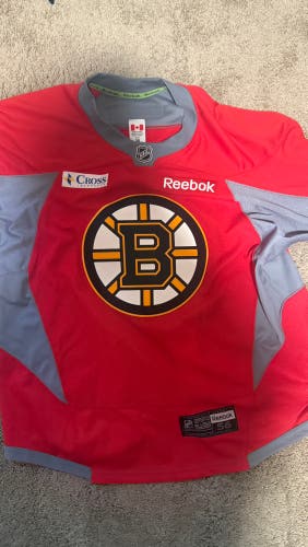 Boston Bruins Red Size 56 Men's Reebok Jersey (Used)