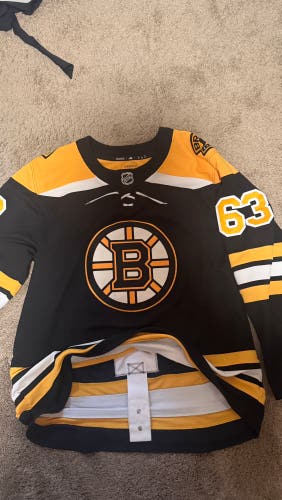 Boston Bruins Brad Marchand Black Size 56 Men's Adidas Jersey (Used)