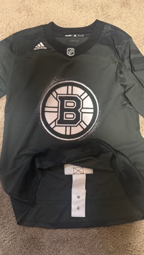 Black Military Size 52 Men's Adidas Jersey (Used)