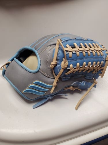 Emery 12 inch pitchers/infield glove