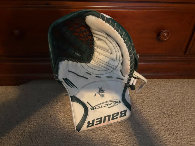2023 Bauer Vapor V90 Regular Pro Stock (Used)