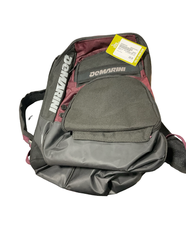 Used Demarini BLK/MAROON BALL BAG BB/SB Player Carry Bag Black 11834-S000057576
