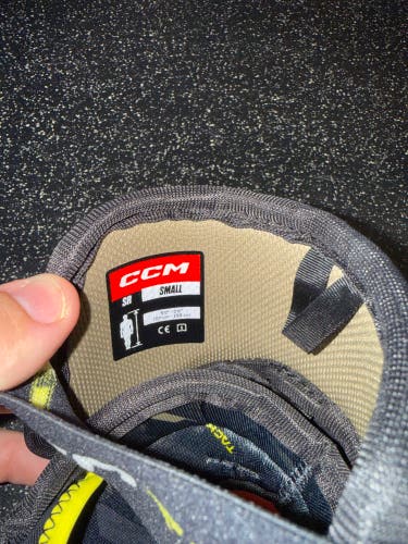 Senior Small CCM Tacks AS-V Elbow Pads (New)