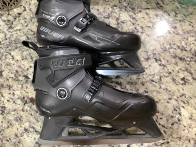 Senior Bauer Konekt 2 Hockey Goalie Skates 7 (Used)