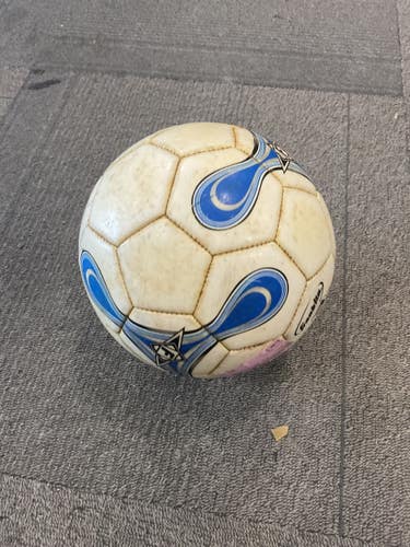 Used Franklin ALL WEATHER SIZE 3 All Size Soccer Ball White 3 11614-S000245326