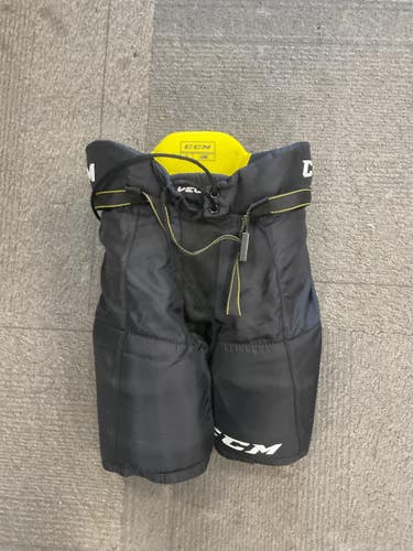 Used CCM VECTOR Youth Pant Black LG 11614-S000245384