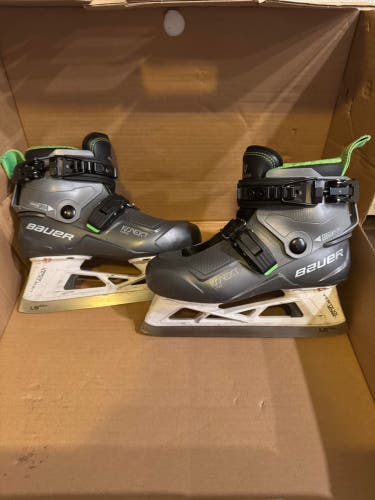 Bauer Konekt HF2 Hockey Goalie Skates Size 2