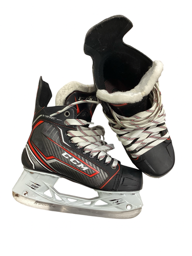 Used CCM JETSPEED VIBE Senior Hockey Skate Senior 5 11613-S000191426
