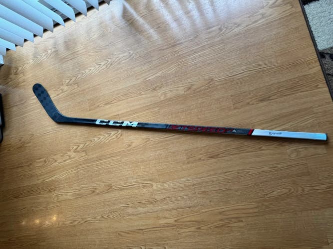 Intermediate CCM JetSpeed FT6 Pro Right Handed Hockey Stick 55 Flex Pro Stock (Used)