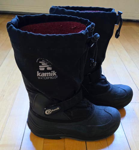 Black Kamik Winter Boots - Size Youth 5