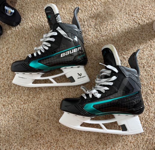 2026 Bauer Supreme Fuse Hockey Skates 7 (Used)