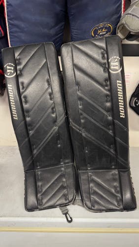 26" Warrior Ritual G4 Goalie Leg Pads (Used)
