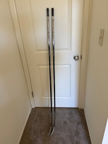 Intermediate Bauer Vapor Flylite Left Hand Hockey Stick P28 65 Flex (New)