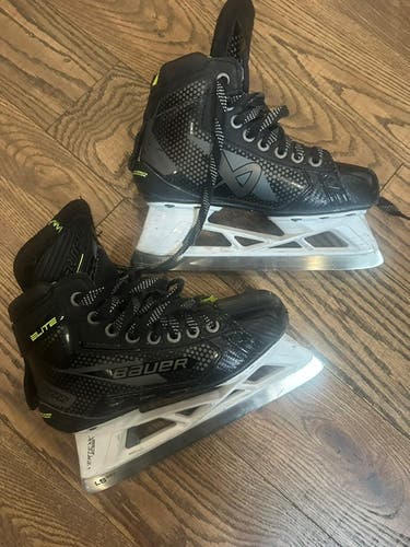 Bauer Elite Hockey Goalie Skates Regular Width Size 3 (Used)