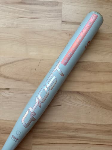 2025  Easton Ghost Unlimited 33/23 (-10) Fastpitch Softball Bat