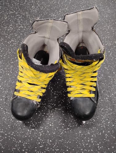 Used Easton SYNERGY 200 Senior Hockey Skate Senior 7 11849-S000044961