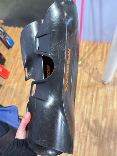 Medium Rossignol Shin Guard (Used)