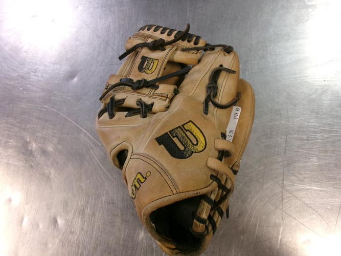 Used Wilson A2000 1786 BB/SB Glove RH Throw Tan 11 1/2" 11868-S000072274