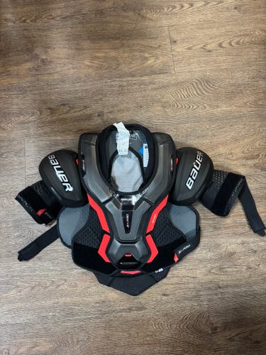 Medium Intermediate Bauer Vapor 3X Pro Shoulder Pads (New)