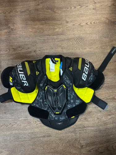Medium Senior Bauer Supreme M3 Shoulder Pads (New)