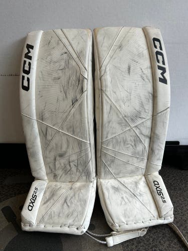 Junior 30"+1 CCM Axis 2.5 Goalie Leg Pads (Used)