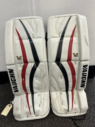 Youth 24"+1.5 Vaughn Velocity V6 Goalie Leg Pads (Used)