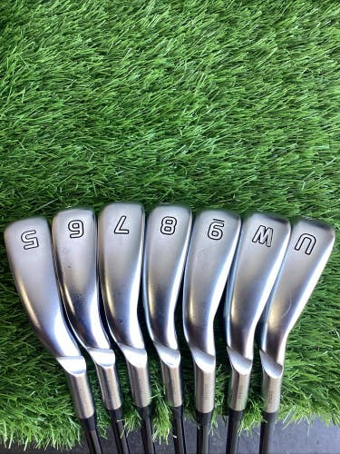 Ping G730 Black Dot Iron Set 5-PW, UW With Recoil DART F3 Regular Graphite Shaft