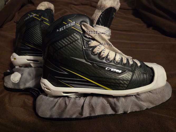 CCM Tacks 4092 Hockey Goalie Skates Regular Width 6.5 (Used)