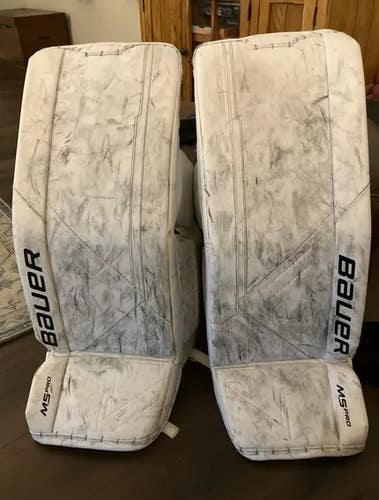 XS Bauer Supreme M5 Pro Goalie Leg Pads (Used)