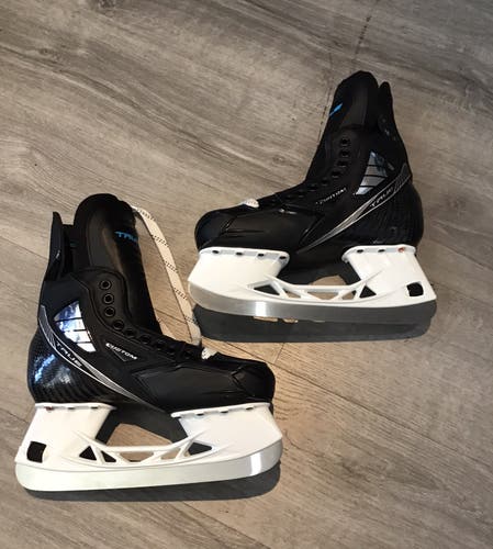 True Pro Custom Hockey Skates w/ CCM 271mm Runner Pro Stock 7.5 (New)