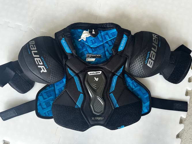Bauer Shoulder Pads