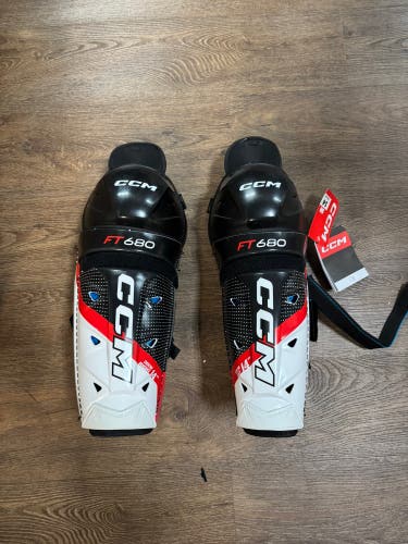 Senior CCM JetSpeed FT680 14" Shin Pads (New)