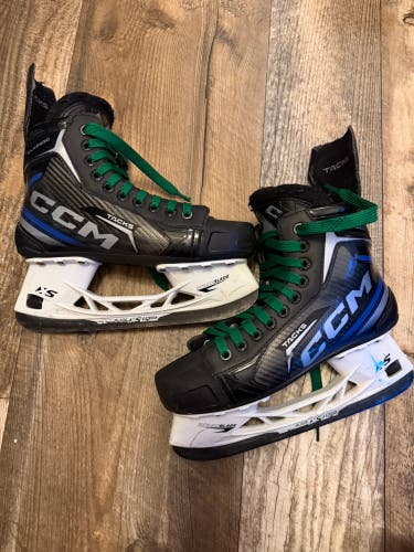 CCM Tacks Hockey Skates 6.5 (Used)