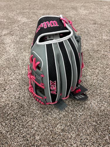 NWT Wilson A2k 1786ss Infield 11.5 Inch Baseball Glove - RHT