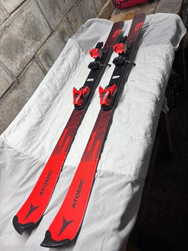 Atomic Redster J2 145 cm Racing Skis With Bindings Max Din 12 (Used)