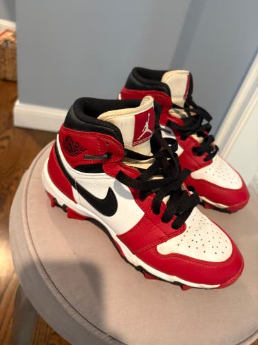 EXCELLENT CONDITION!! Red Youth Air Jordan High Top Molded Cleats (Used)